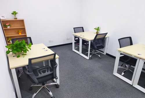 畢節(jié)專業(yè)雕塑廠家電話